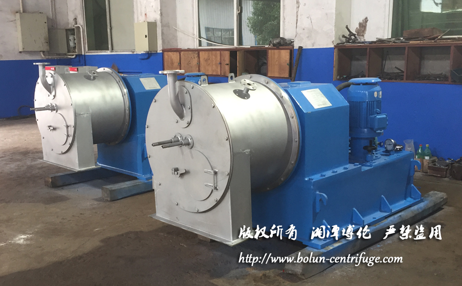 HR400-N型臥式雙級(jí)活塞推料離心機(jī)
