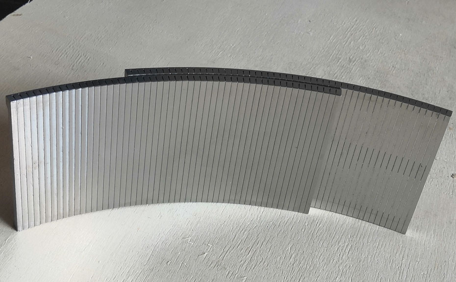 HR400雙級活塞推料離心機(jī)篩網(wǎng)